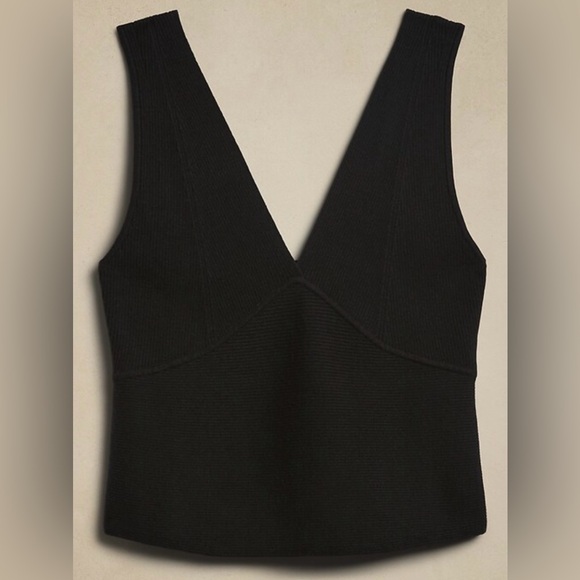 Banana Republic Tops - Banana Republic Knit Tank